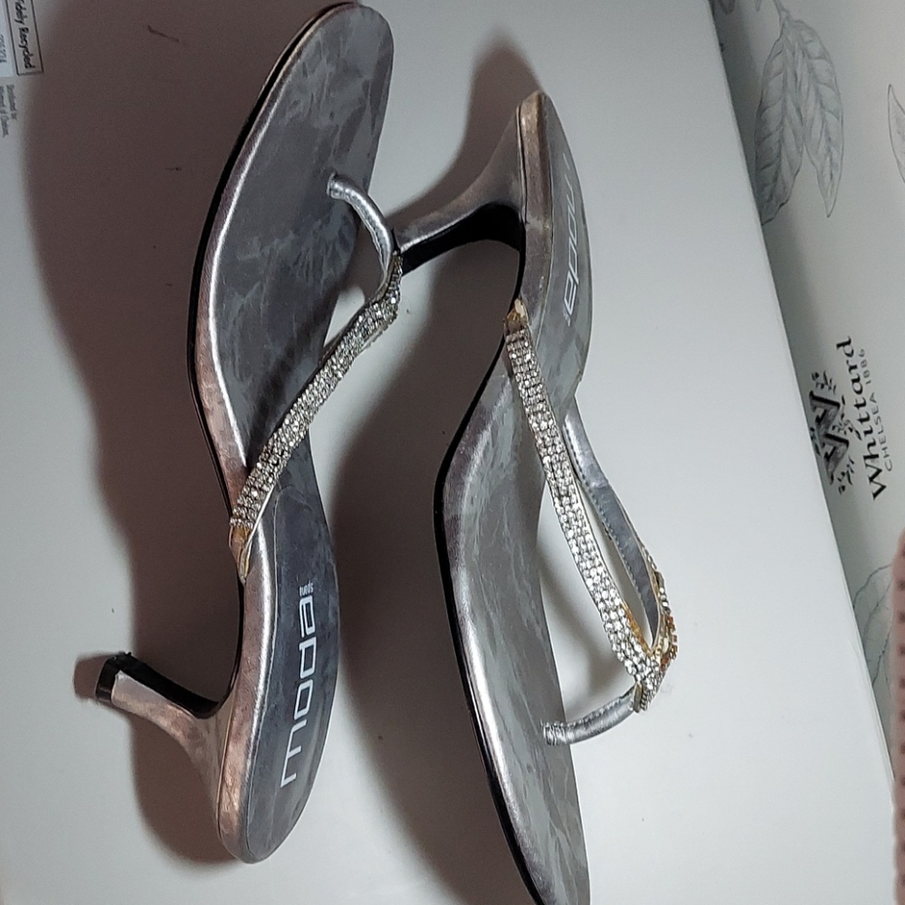 Moda Rhinestone Heeled Flip flops - Picture 4 of 8